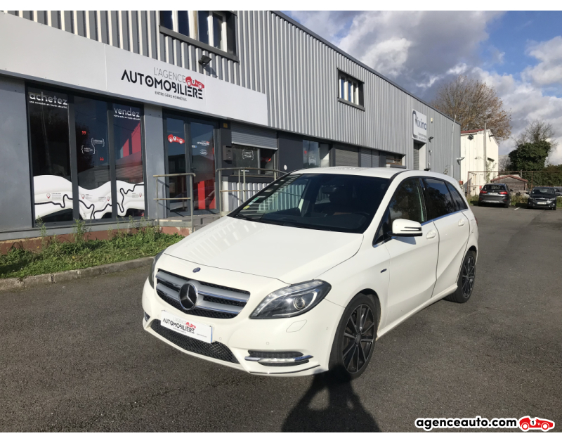 Achat voiture occasion, Auto occasion pas cher | Agence Auto Mercedes Classe B 180 CDI 109 CV Blanc Année 2012 Automatique Diesel