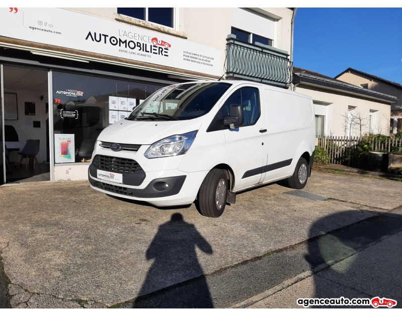 Achat voiture occasion, Auto occasion pas cher | Agence Auto Ford Transit Custom Fg 2.2 TDCI Business 1ère Main 207900km TVA Récupérable Blanc Année 2014 Manuelle Diesel