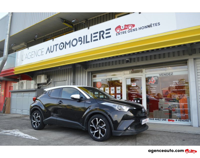 Achat voiture occasion, Auto occasion pas cher | Agence Auto Toyota C-HR C-HR 122h Graphic 2WD E-CVT Noir Année 2018 Automatique Hybride