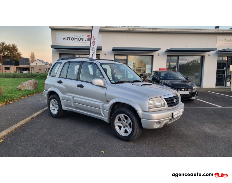 Achat voiture occasion, Auto occasion pas cher | Agence Auto Suzuki Grand Vitara GRAND VITARA 2.0TD Argent Année 2001 Manuelle Diesel