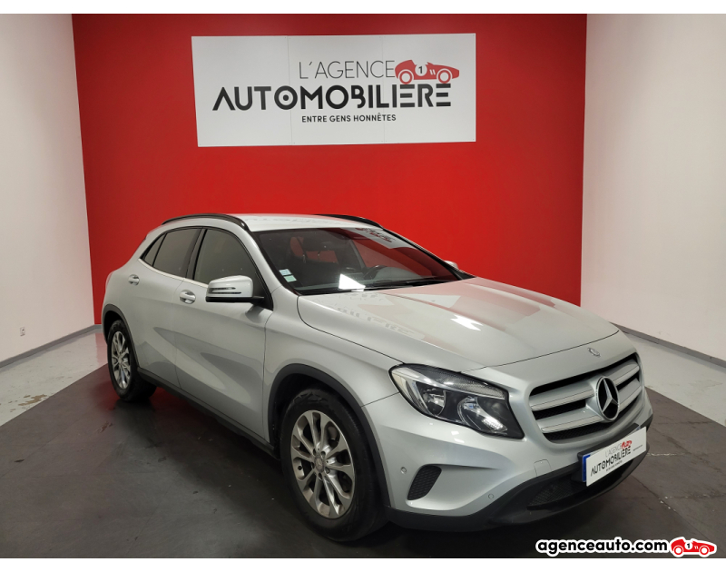 Achat voiture occasion, Auto occasion pas cher | Agence Auto Mercedes Classe GLA 200 CDI 135 INSPIRATION Gris Année 2015 Manuelle Diesel
