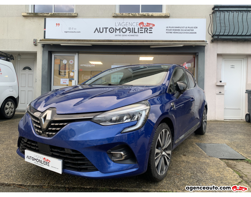Achat voiture occasion, Auto occasion pas cher | Agence Auto Renault Clio V INTIALE PARIS - 1.3 TCe EDC7 130 cv - Boîte auto - son Bose Bleu Année 2019 Automatique Essence