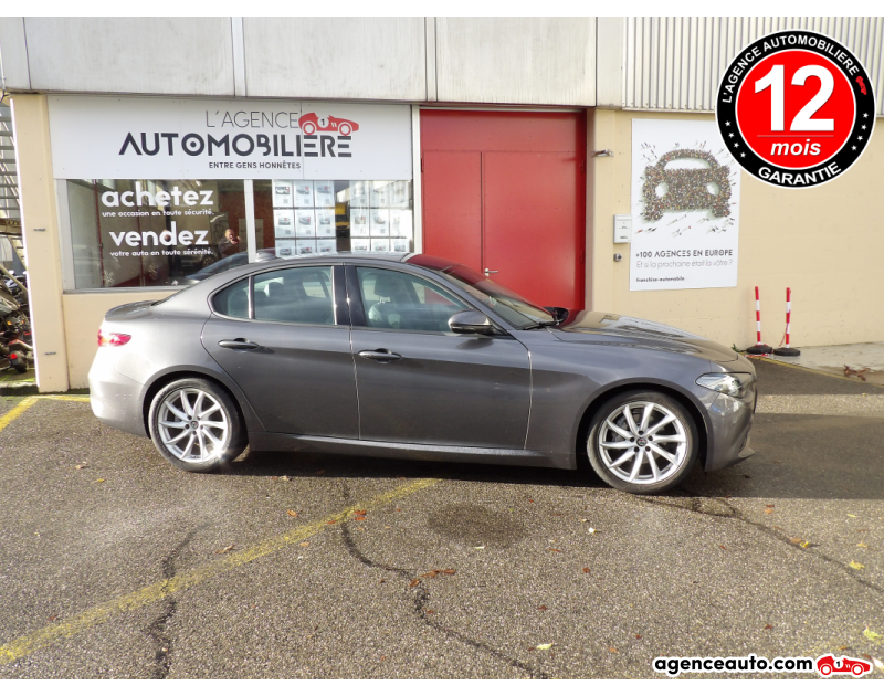 Achat voiture occasion, Auto occasion pas cher | Agence Auto Alfa Romeo Giulia 2.0 Automatic Gris Année 2018 Automatique Essence
