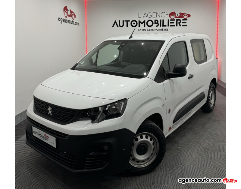 Achat voiture occasion, Auto occasion pas cher | Agence Auto Peugeot Partner PARTNER MOTRICITE RENFORCEE 1000KG PREMIUM PK 1.5 BLUEHDI 100CV BVM5 CLIM/GPS TVA RECUP 10825 € HT Blanc Année 2019 Manuelle Diesel