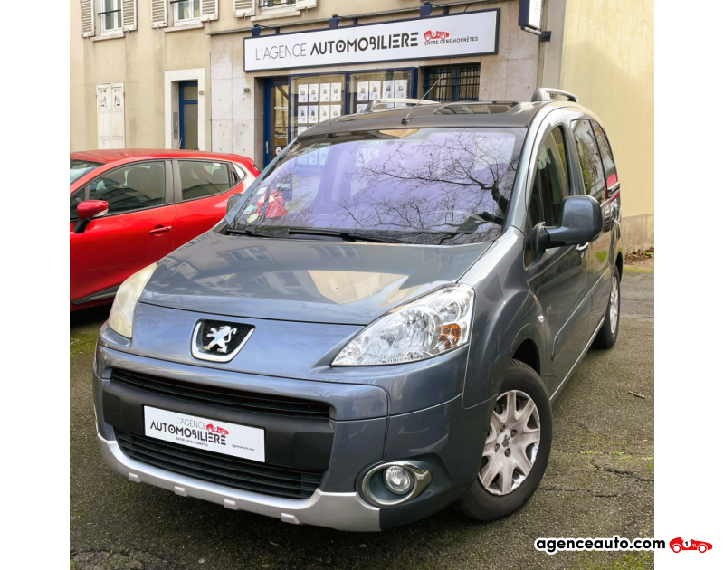 Aankoop Gebruikte Auto, Goedkope Gebruikte Auto | Agence Auto Peugeot Partner Tepee 1.6 HDI 92 FAP FAMILY Grijs Jaar 2011 Handgeschakelde auto Diesel