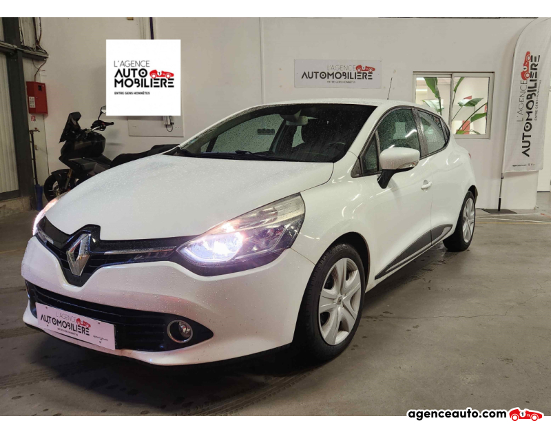 Aankoop Gebruikte Auto, Goedkope Gebruikte Auto | Agence Auto Renault Clio IV TCe 90 eco2 Zen Blanc Jaar 2014 Manuelle Essence