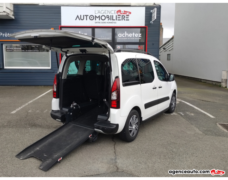 Achat voiture occasion, Auto occasion pas cher | Agence Auto Citroen Berlingo TPMR 1.6 Hdi 100cv BVA6 Multispace Blanc Année 2016 Automatique Diesel