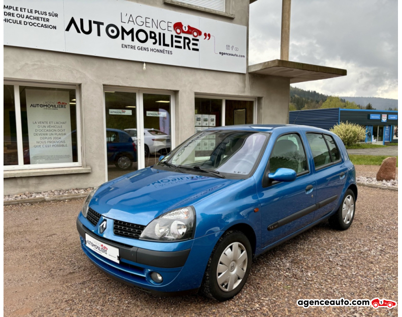 Acquisto Auto Usate, Auto Usate Economiche | Agenzia Automobiliare Renault Clio II 1.4 i 16V 98cv Privilège Bleu Anno 2002 Manuelle Essence