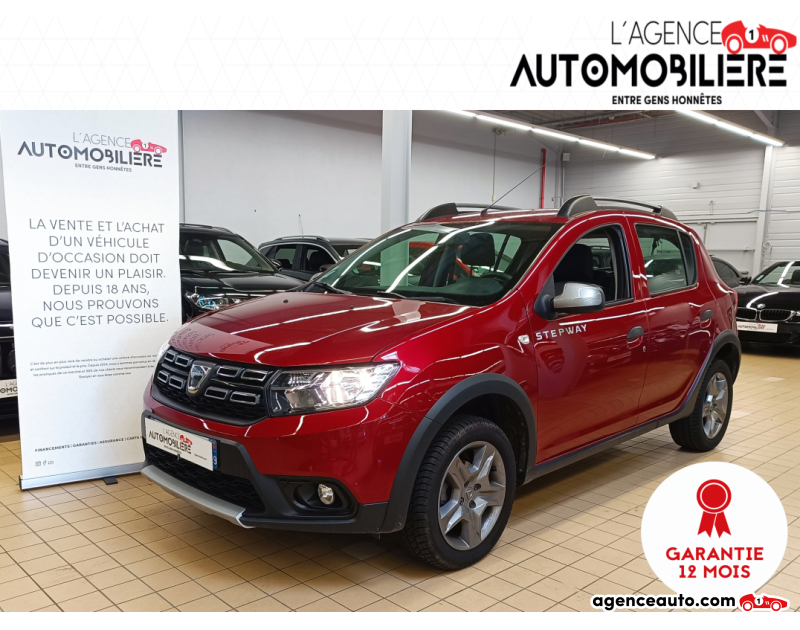 Acquisto Auto Usate, Auto Usate Economiche | Agenzia Automobiliare Dacia Sandero STEPWAY 0.9 TCE 90 E6C Bordeaux Anno 2020 Manuelle Essence
