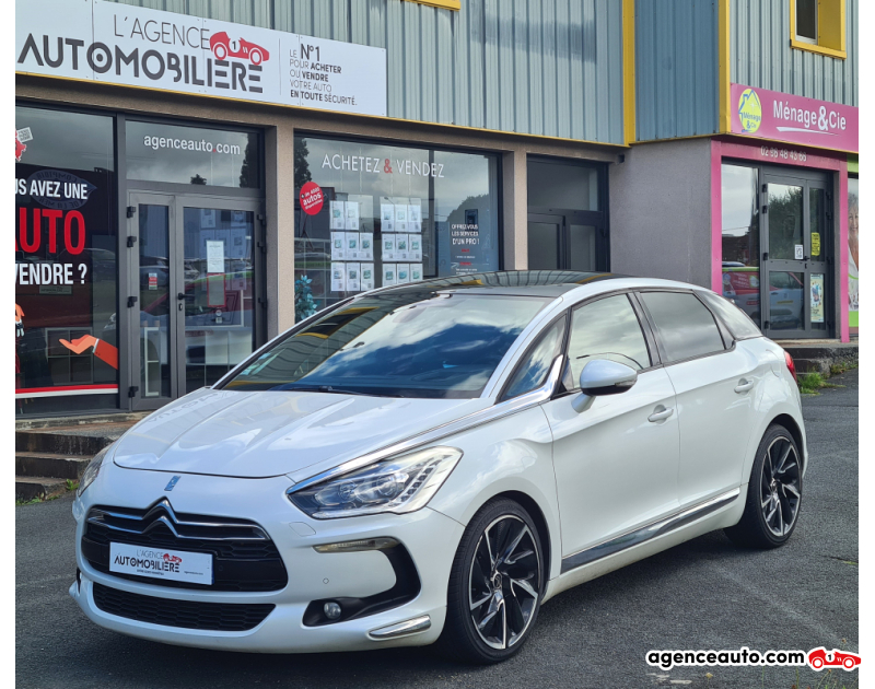 Achat voiture occasion, Auto occasion pas cher | Agence Auto Citroen DS5 2.0 HDI 163 CH SPORT CHIC Blanc Année: 2012 Manuelle Diesel