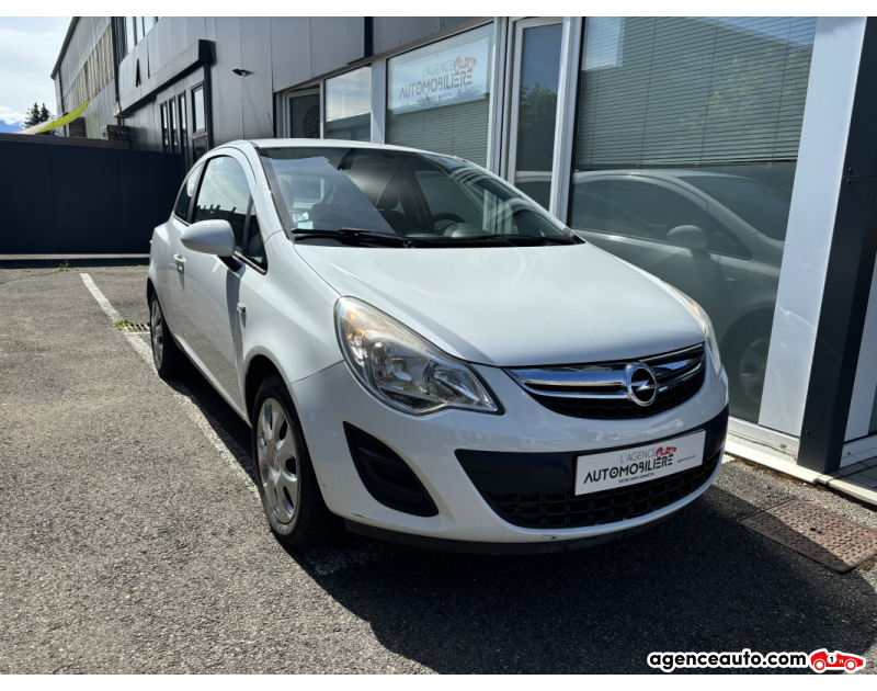 Compra de Carros Usados, Carros Usados Baratos | Auto Immo Opel Corsa 3 portes 1.0i 12V Twinport 65 CV BVM Blanc Ano 2013 Manuelle Essence