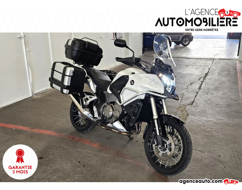 Gebrauchtwagenkauf, Günstige Gebrauchtwagen | Automobilienagentur Honda VFR X 1200 Crosstourer Blanc Jahr 2012 Manuelle Essence