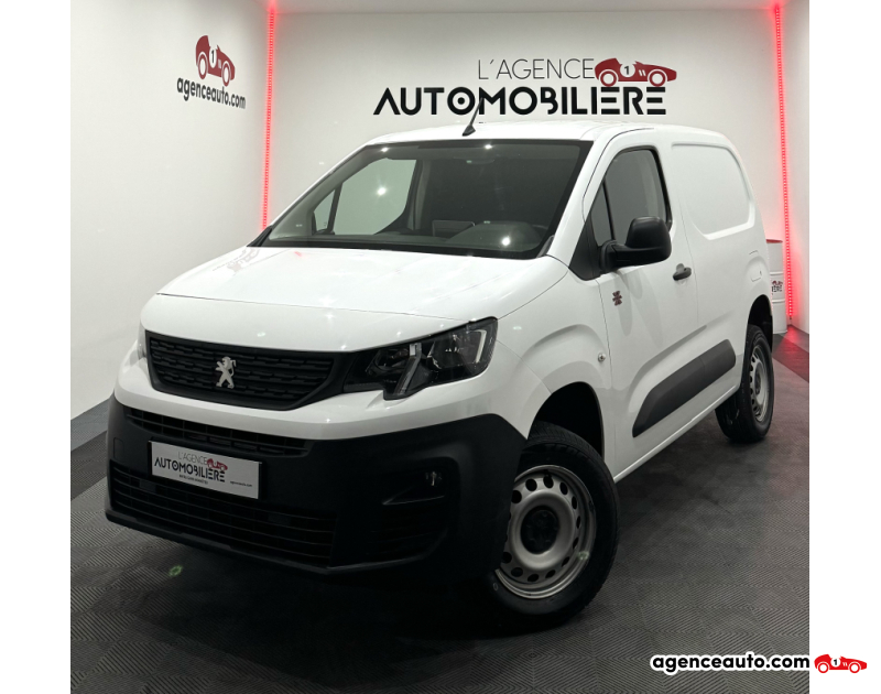 Achat voiture occasion, Auto occasion pas cher | Agence Auto Peugeot Partner PARTNER III DANGEL 4X4 PREMIUM 1.5 BLUEHDI 130CV BVM6 ATTELAGE/GPS/REGUL/BLUETOOTH/KIT BOIS/14992€HT Blanc Année: 2021 Manuelle Diesel