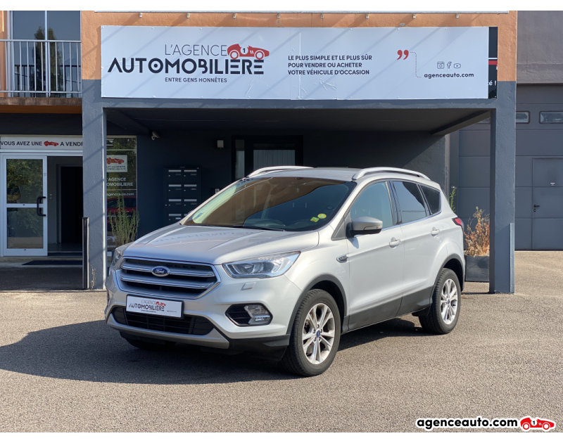 Gebrauchtwagenkauf, Günstige Gebrauchtwagen | Automobilienagentur Ford Kuga 2.0 TDCi 4x2 150 CV TITANIUM CarPlay/SiègesChauffant/VolantChauffant Gris Jahr 2018 Manuelle Diesel