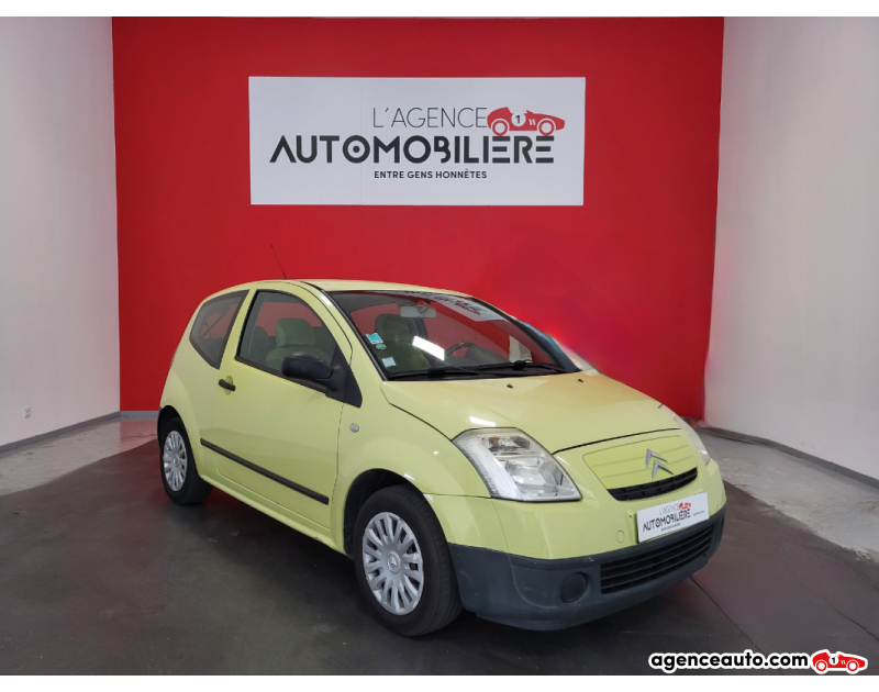 Aankoop Gebruikte Auto, Goedkope Gebruikte Auto | Agence Auto Citroen C2 1.1 60 CH BLUETOOTH Jaune Jaar 2004 Manuelle Essence