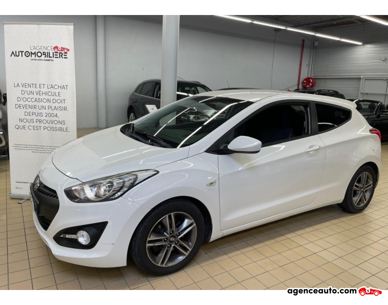 Compra de Carros Usados, Carros Usados Baratos | Auto Immo Hyundai i30 I30 1.6 CRDI 110 Pack Inventive Limited Blanc Ano 2013 Manuelle Diesel