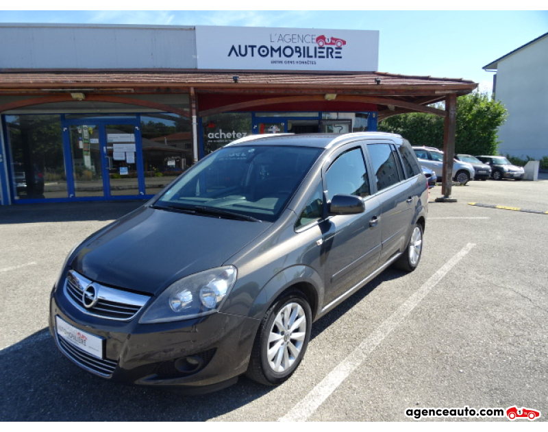 Achat voiture occasion, Auto occasion pas cher | Agence Auto Opel Zafira 1.7 CDTI 125 CONNECT PACK Gris Année 2014 Manuelle Diesel