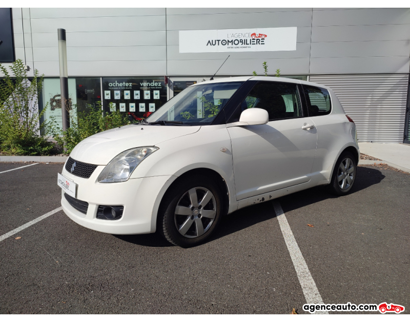 Acquisto Auto Usate, Auto Usate Economiche | Agenzia Automobiliare Suzuki Swift 1.3 VVT 92CH Blanc Anno 2007 Manuelle Essence