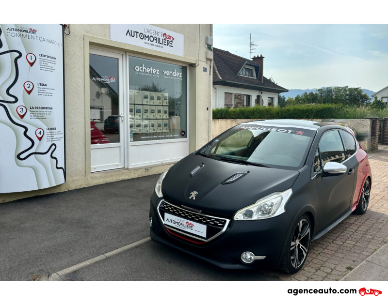 Achat voiture occasion, Auto occasion pas cher | Agence Auto Peugeot 208 GTI 1.6 THP 16V 200 cv Covering Coupe Franche Blanc Année 2013 Manuelle Essence