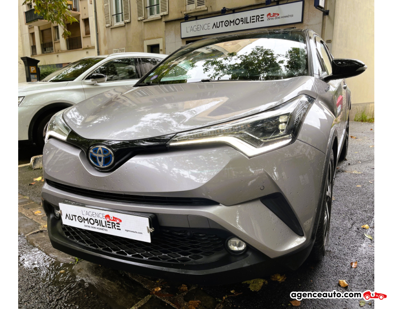 Aankoop Gebruikte Auto, Goedkope Gebruikte Auto | Agence Auto Toyota C-HR 1.8 HYBRIDE 122 COLLECTION Zilver Jaar 2018 Automatische auto Hybride