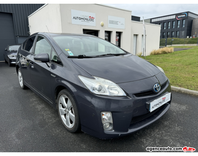 Achat voiture occasion, Auto occasion pas cher | Agence Auto Toyota Prius III 1.8 VVT-i 136 Hybrid BVA ACTIVE | GARANTIE 6 MOIS Gris Année 2011 Automatique Hybride