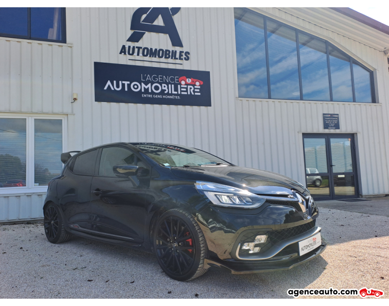 Acquisto Auto Usate, Auto Usate Economiche | Agenzia Automobiliare Renault Clio CLIO  IV RS TROPHY EDC  220 CV Nero Anno 2018 Automatico Benzina