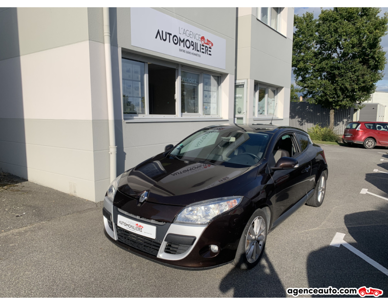 Achat voiture occasion, Auto occasion pas cher | Agence Auto Renault Megane coupe 1.9 dCi FAP eco2 130 cv XV de France Marron Année 2012 Manuelle Diesel