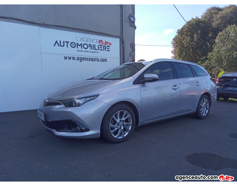 Achat voiture occasion, Auto occasion pas cher | Agence Auto Toyota Auris TOURING 1.6 D4D 112 DYNAMIC Argent Année 2016 Manuelle Diesel