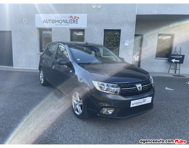 Achat voiture occasion, Auto occasion pas cher | Agence Auto Dacia Sandero 1.0 essence 75cv confort Gris Année 2020 Manuelle Essence
