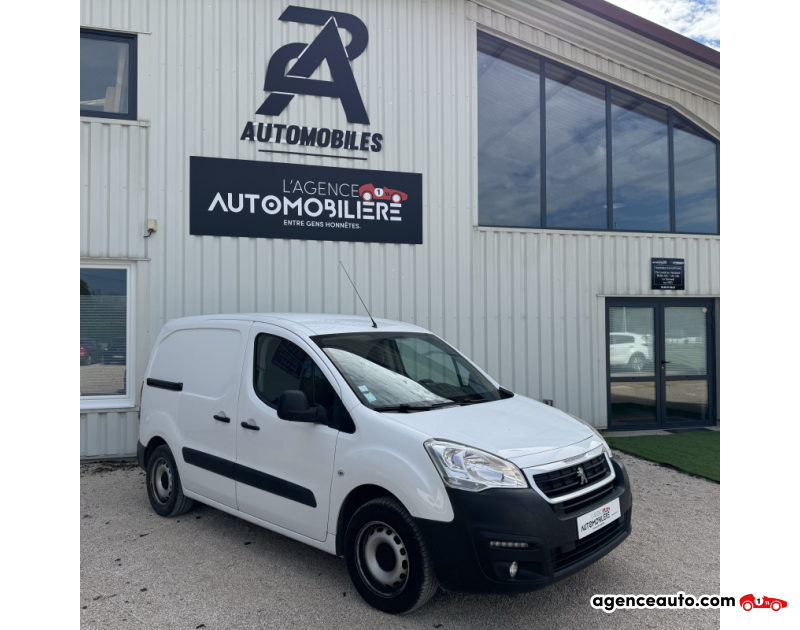 Compra de Carros Usados, Carros Usados Baratos | Auto Immo Peugeot Partner Utilitaire Phase 2 L1 600kg 1.6 Blue HDi FAP Fourgon 99 cv Blanc Ano 2018 Manuelle Diesel
