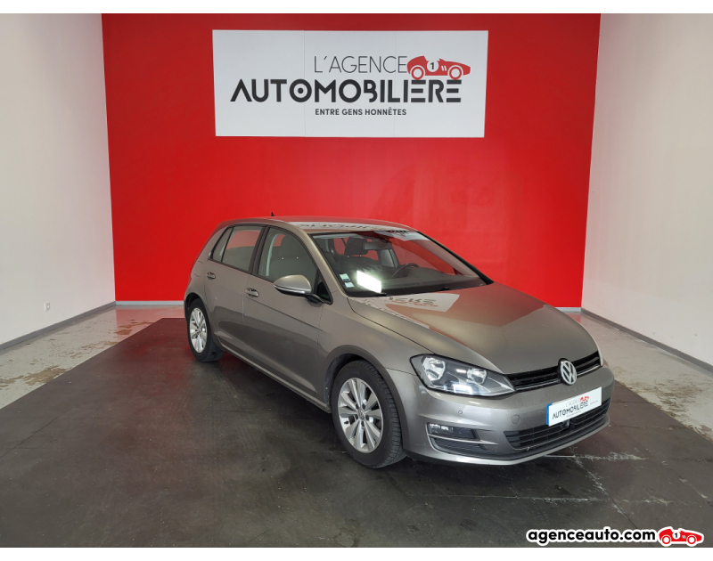 Achat voiture occasion, Auto occasion pas cher | Agence Auto Volkswagen Golf GOLF 1,6 TDI 105 + ATTELAGE Gris Année 2013 Manuelle Diesel