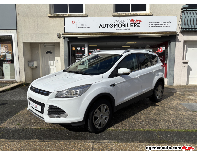 Achat voiture occasion, Auto occasion pas cher | Agence Auto Ford Kuga II 2.0 TDCi 120 cv 4x2 - Business Nav Blanc Année 2015 Manuelle Diesel