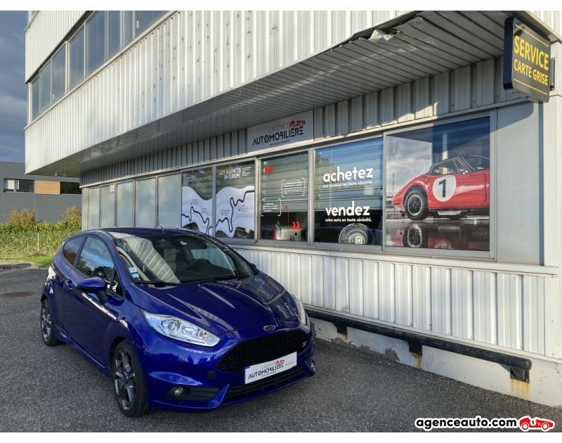 Acquisto Auto Usate, Auto Usate Economiche | Agenzia Automobiliare Ford Fiesta VI Phase 2 3 Portes ST 1.6 T EcoBoost 16V 182 CV Blu Anno 2015 Manuale Benzina