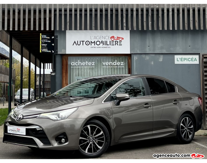 Acquisto Auto Usate, Auto Usate Economiche | Agenzia Automobiliare Toyota Avensis 1.8 VVT-i 147ch Executive / 1°Main Gris Anno 2017 Manuelle Essence