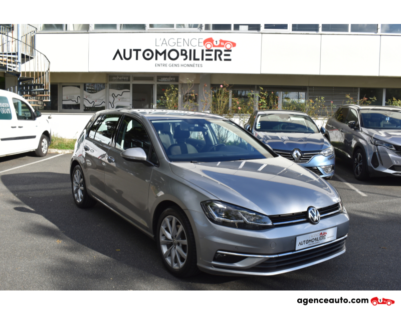 Achat voiture occasion, Auto occasion pas cher | Agence Auto Volkswagen Golf 7 VII  CARAT Phase 2 1.5l TSI 150 cv ENTRETIENT EXCLUSIF VOLKSWAGEN Gris Année 2017 Manuelle Essence