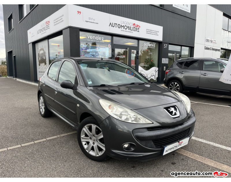 Achat voiture occasion, Auto occasion pas cher | Agence Auto Peugeot 206+ 1.4i 73 CV Gris Année 2011 Manuelle Essence