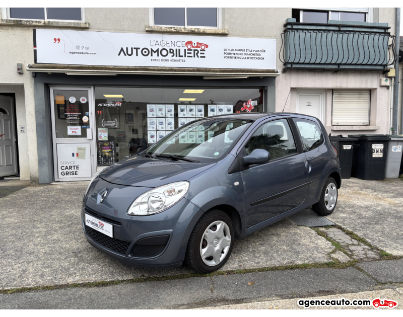 Acquisto Auto Usate, Auto Usate Economiche | Agenzia Automobiliare Renault Twingo II 1.5 dCi 65 cv - 2ème main Bleu Anno 2008 Manuelle Diesel