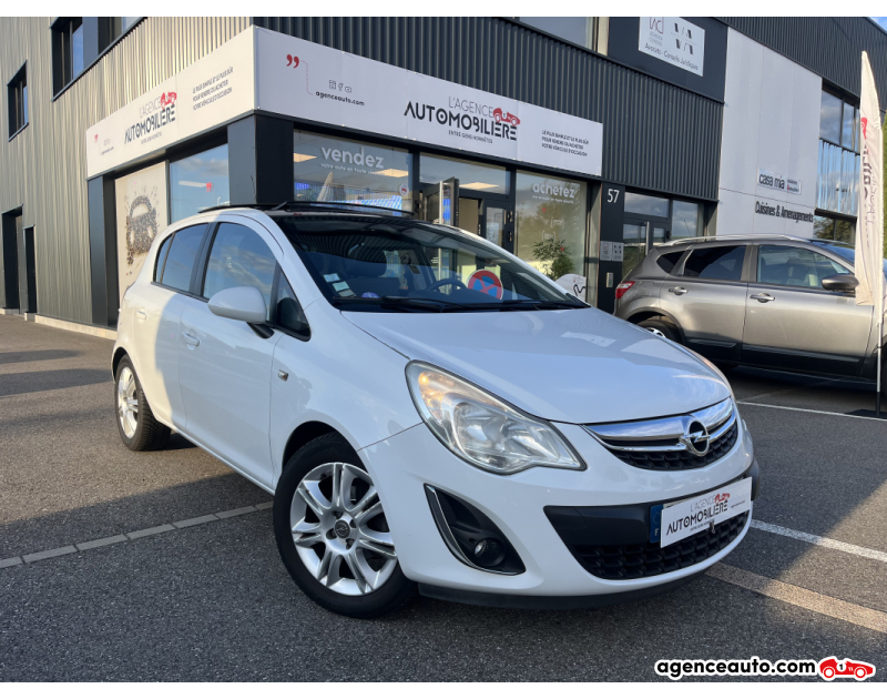Aankoop Gebruikte Auto, Goedkope Gebruikte Auto | Agence Auto Opel Corsa 5 PORTES COSMO 1.4i 100 CV - GARANTIE 12 MOIS Blanc Jaar 2011 Manuelle Essence