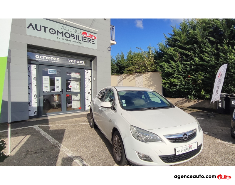 Achat voiture occasion, Auto occasion pas cher | Agence Auto Opel Astra 1.7 cdti 110 CH PACK CONNECT Blanc Année 2012 Manuelle Diesel