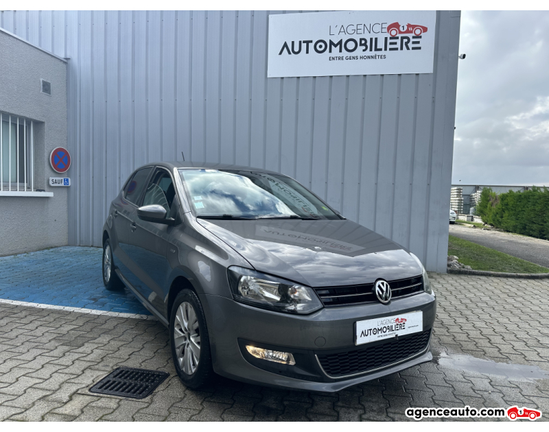 Achat voiture occasion, Auto occasion pas cher | Agence Auto Volkswagen Polo 1.6 TDI 90CV LIFE Gris Année 2013 Manuelle Diesel