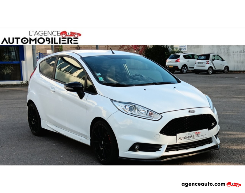 Aankoop Gebruikte Auto, Goedkope Gebruikte Auto | Agence Auto Ford Fiesta ST 1.6  182Cv Eco-boost Wit Jaar 2014 Handgeschakelde auto Benzine