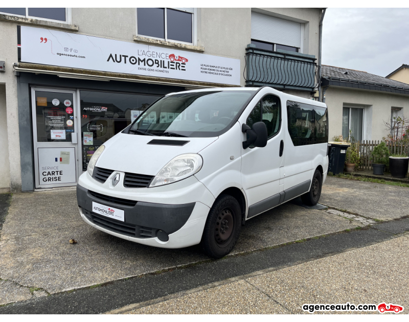 Achat voiture occasion, Auto occasion pas cher | Agence Auto Renault Trafic II Combi Phase 2 L1H1 2.0 dCi 90cv Minibus 9 places Blanc Année 2013 Manuelle Diesel