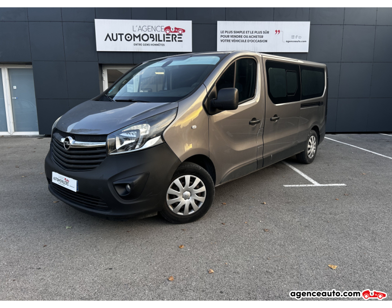 Achat voiture occasion, Auto occasion pas cher | Agence Auto Opel Vivaro 1.6 CDTI 16V BiTurbo ecoFLEX Combi long S&S 125 cv Gris Année 2018 Manuelle Diesel