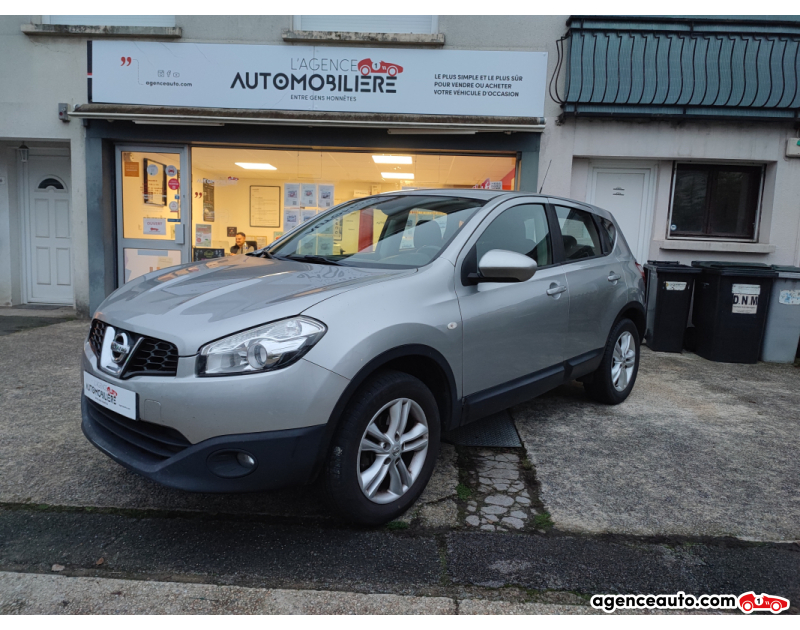 Acquisto Auto Usate, Auto Usate Economiche | Agenzia Automobiliare Nissan Qashqai Phase 2 1.5 dCi PURE DRIVE ACENTA 110 cv Distribution neuve Gris Anno 2011 Manuelle Diesel