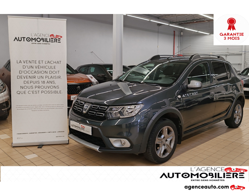 Gebrauchtwagenkauf, Günstige Gebrauchtwagen | Automobilienagentur Dacia Sandero TCE 90 STEPWAY Bleu Jahr 2017 Manuelle Essence