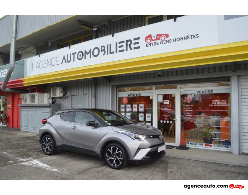 Achat voiture occasion, Auto occasion pas cher | Agence Auto Toyota C-HR 1.8 HYBRIDE 122 GRAPHIC Gris Année 2019 Automatique Hybride