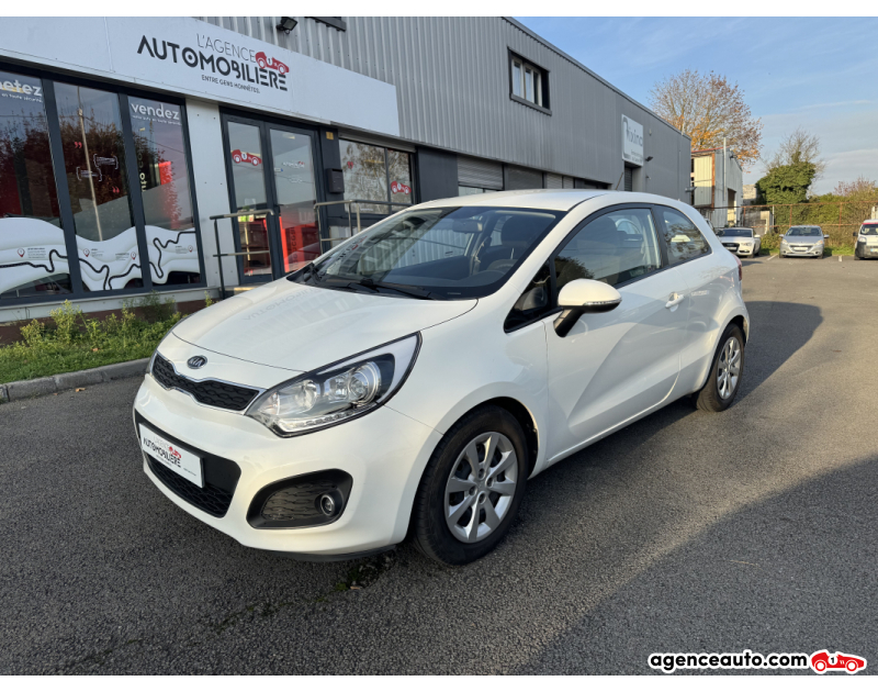 Compra de Coches Usados, Coches Usados Baratos %'|'% Agence Auto Kia Rio 1.2I 85CH MOTEUR A CHAINE Blanc Año 2012 Manuelle Essence