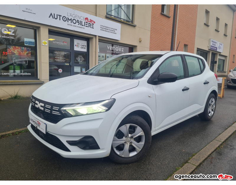 Achat voiture occasion, Auto occasion pas cher | Agence Auto Dacia Sandero 1.0 SCE 67 Essential garantie 09/26 Blanc Année 2024 Manuelle Essence