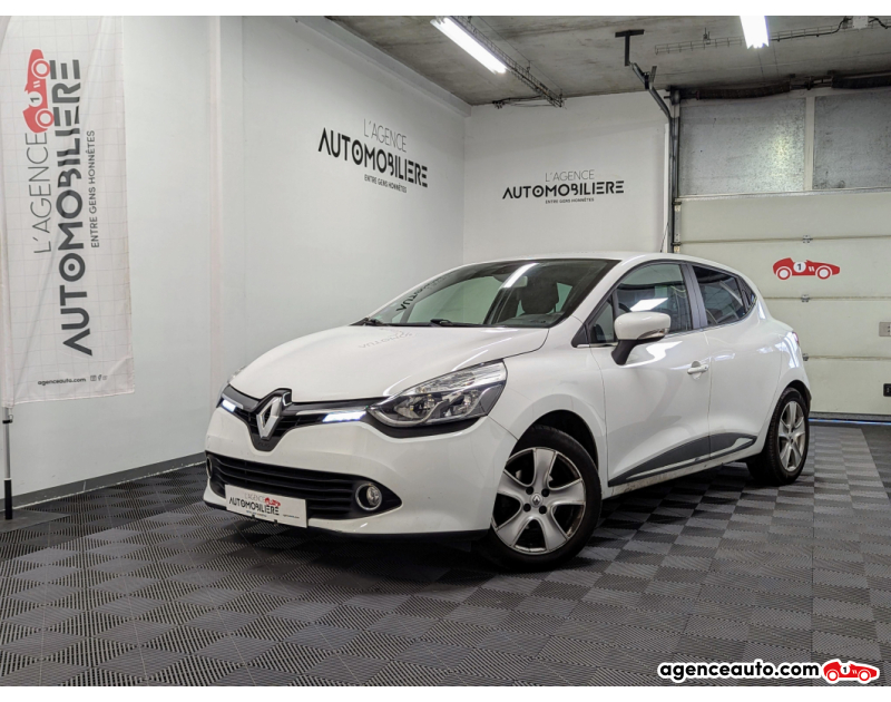 Achat voiture occasion, Auto occasion pas cher | Agence Auto Renault Clio IV 0.9 TCE 90 ZEN ECO2 Blanc Année 2015 Manuelle Essence