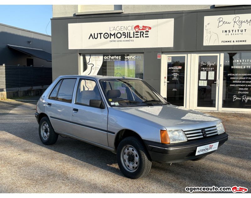 Achat voiture occasion, Auto occasion pas cher | Agence Auto Peugeot 205 1,4 SR 60 FERMETURE CENTRALISÉE Gris Année 1987 Manuelle Essence